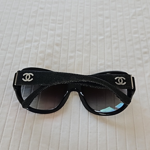 Chanel sunglasses - Picture 3 of 9